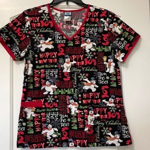Frosty The Snowman Merry Christmas Happy New Year Scrub Top Small